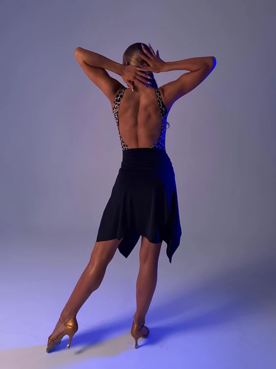 body black basic leo tyl.jpg